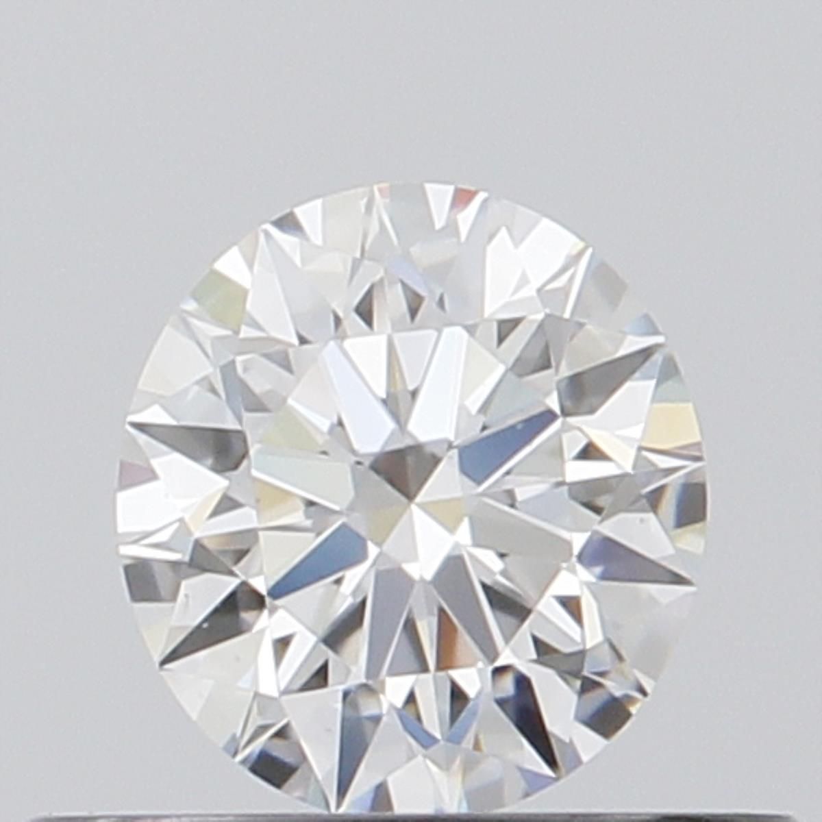 Prírodný diamant okrúhly...