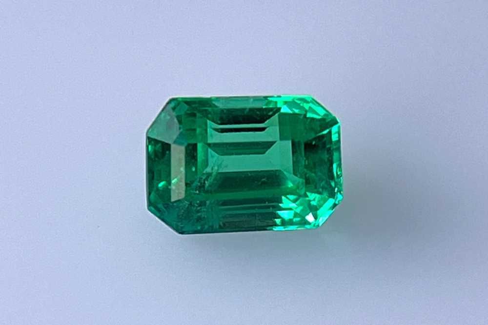 2.12 ct Emerald emerald