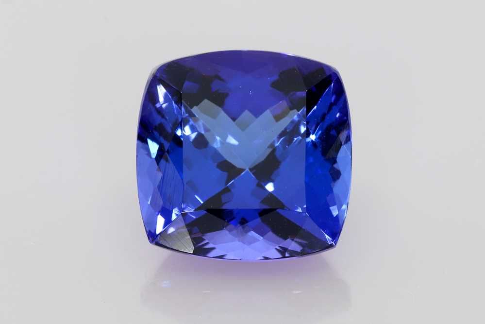 8.36 ct Tanzanite