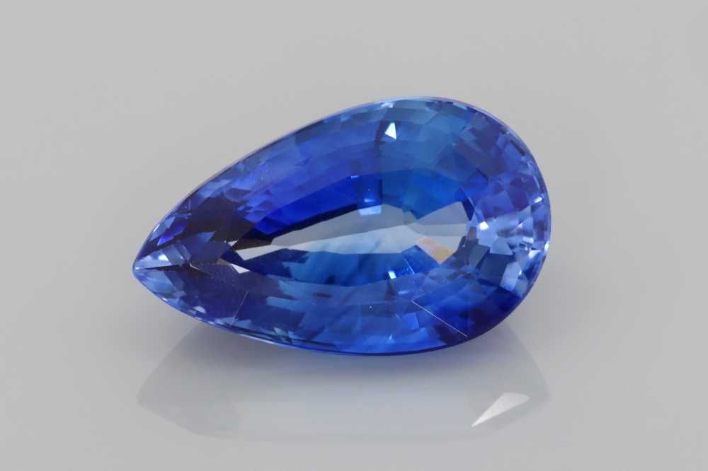 Szafir 6,40 ct, niebieski, szlif gruszka
