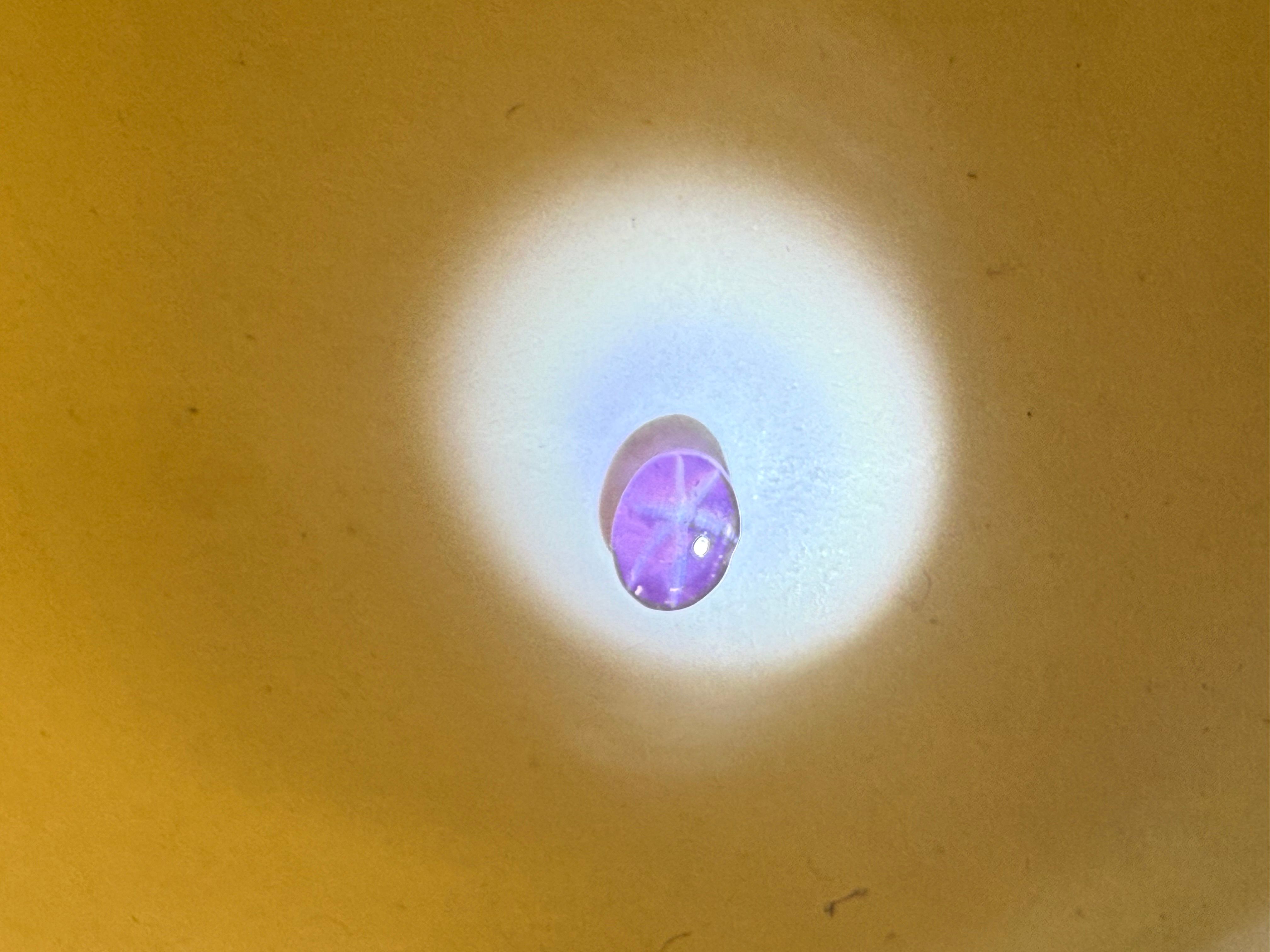 Szafir 1,90 ct, różowy, kaboszon