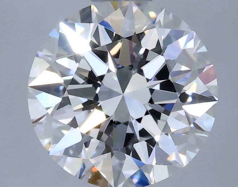 Prírodný diamant okrúhly...