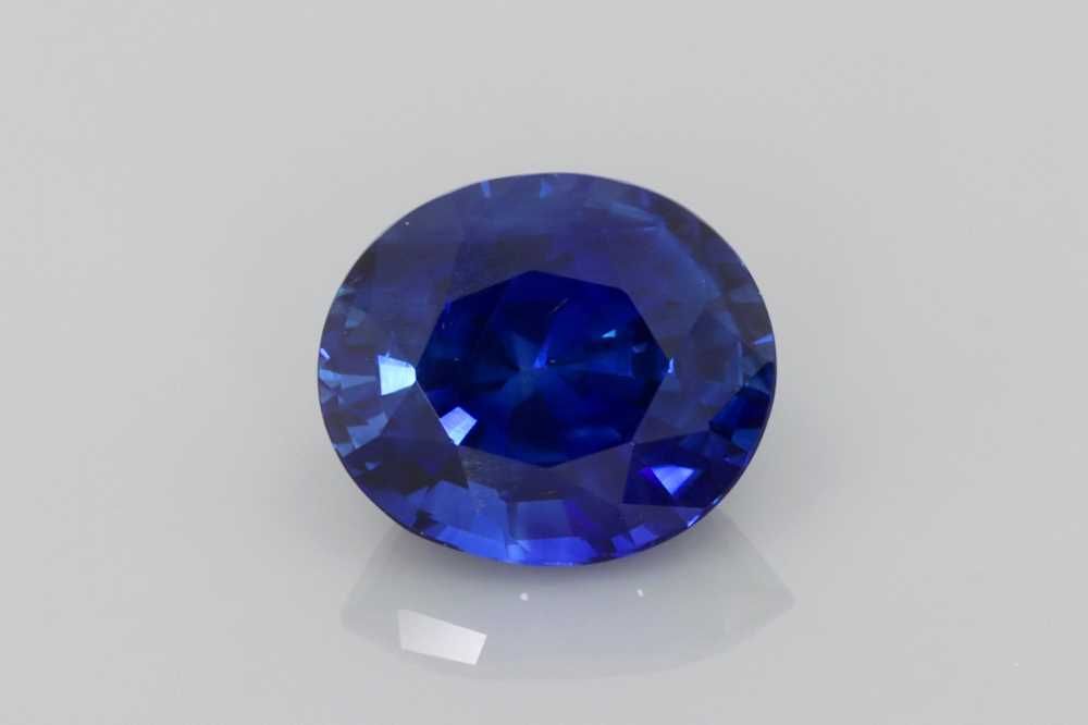 Szafir 2,09 ct, niebieski, szlif owalny