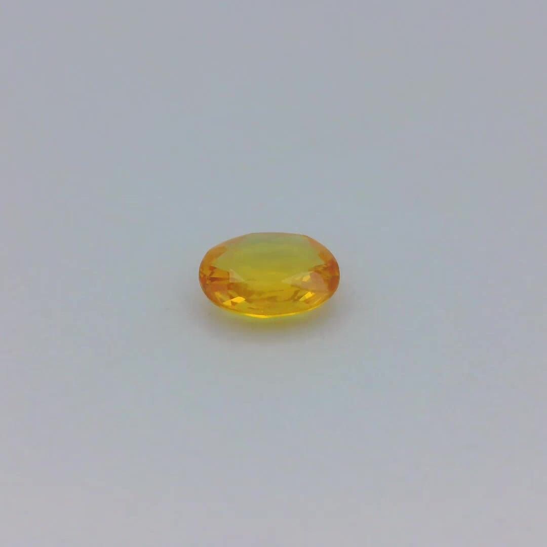 Szafir 1,11 ct, pomarańczowy, szlif owalny