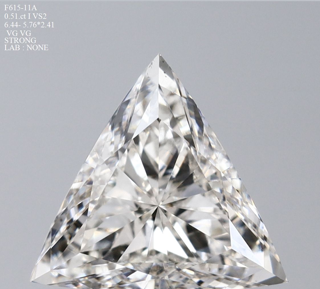 Prírodný diamant triangel,...