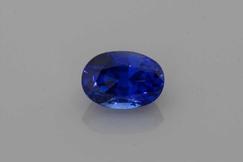 Szafir 1,80 ct, niebieski, szlif owalny