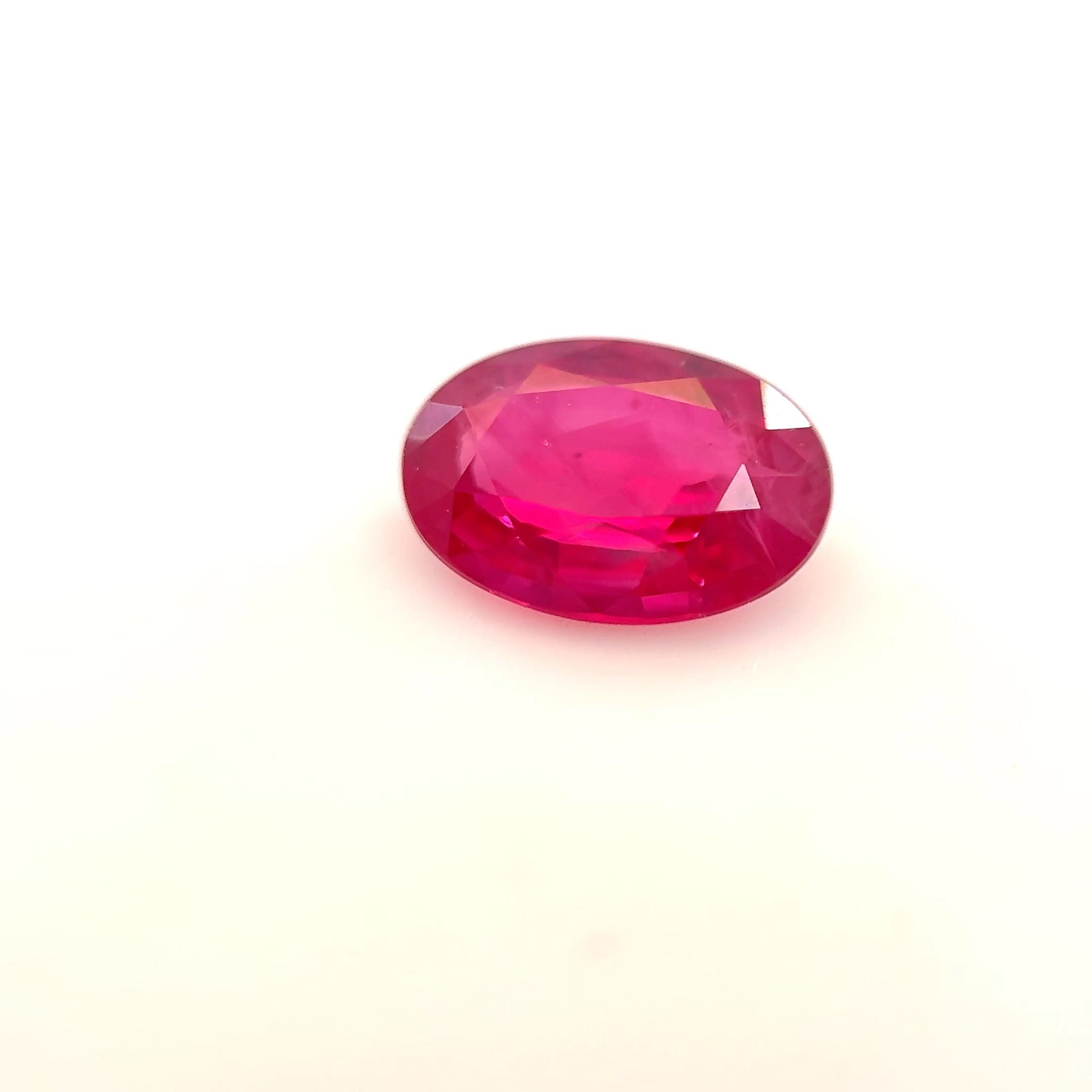 Rubin 1,04 ct, czerwony, szlif owalny