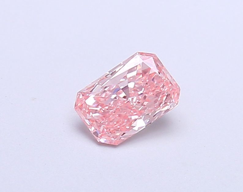 0.46 CT Fancy Pink RADIANT