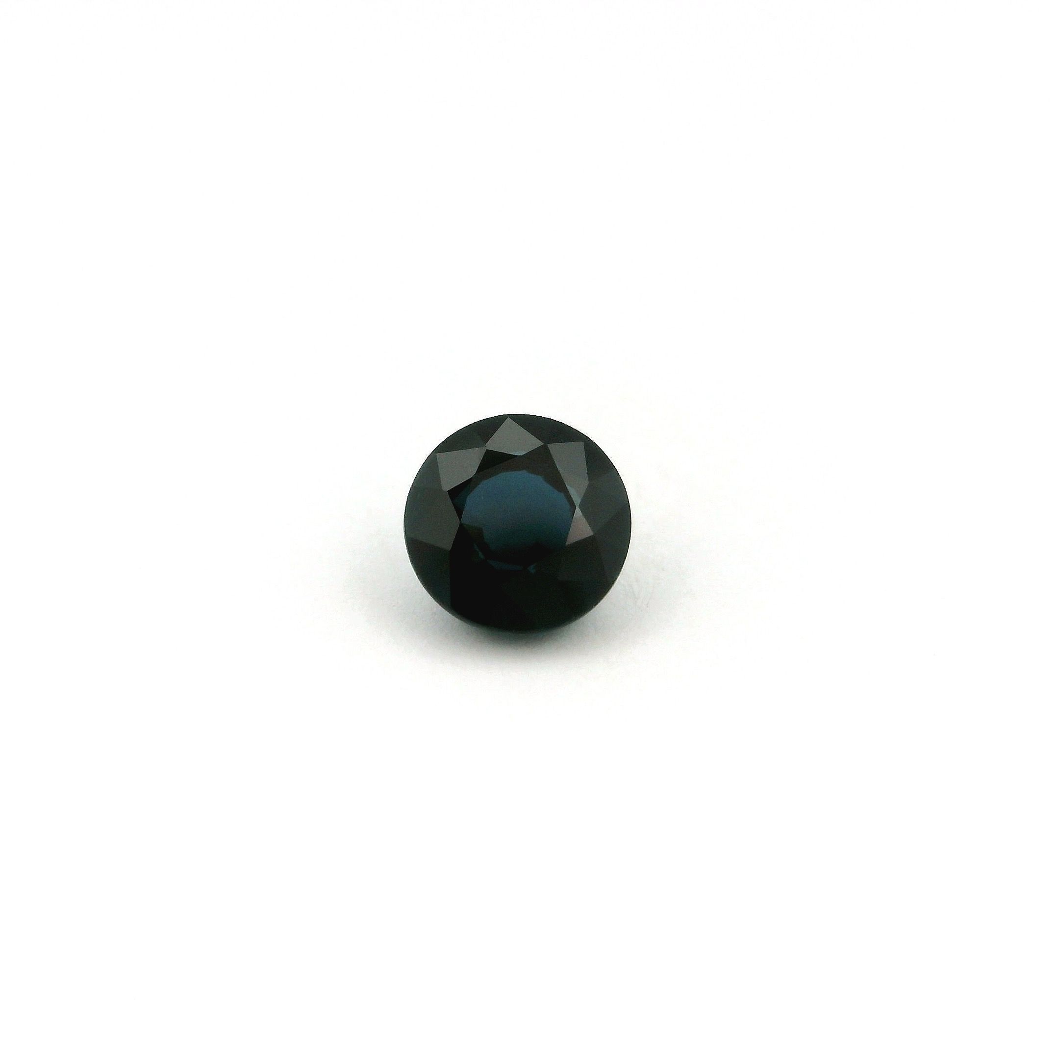 0.89 ct Round sapphire