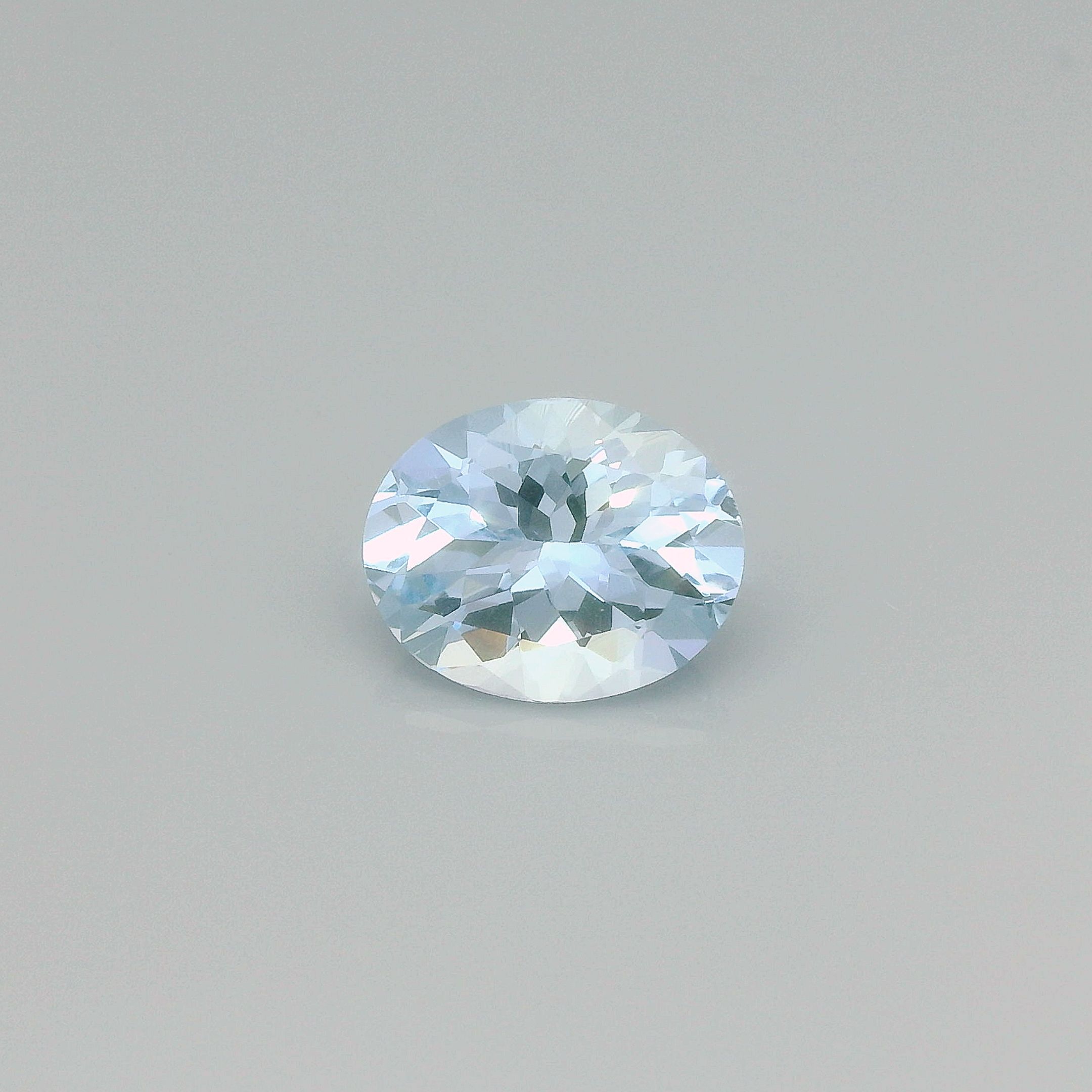 2.18 ct Oval Aquamarine