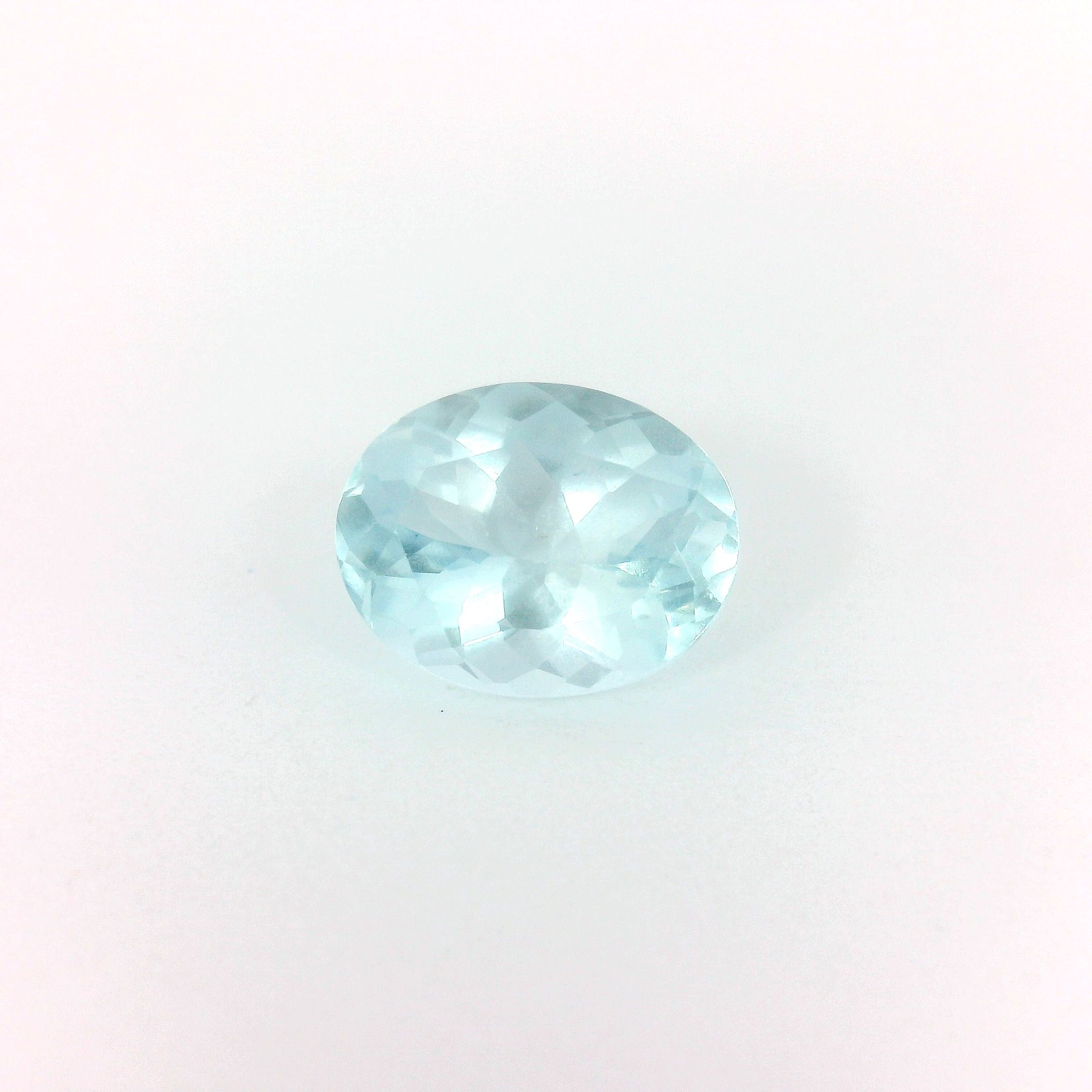 Akwamaryn 1,83 ct, niebieski, szlif owalny