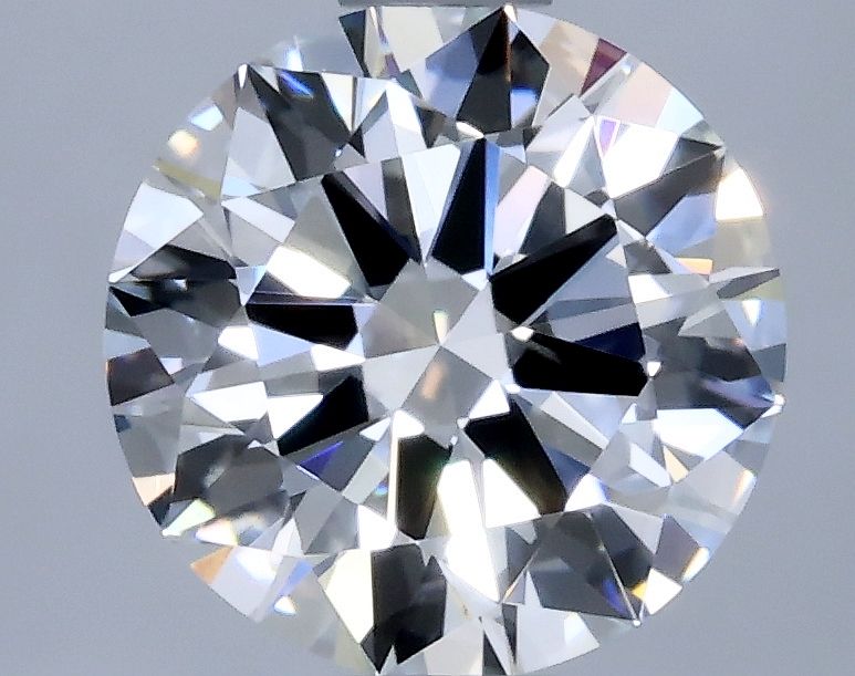 Prírodný diamant okrúhly...