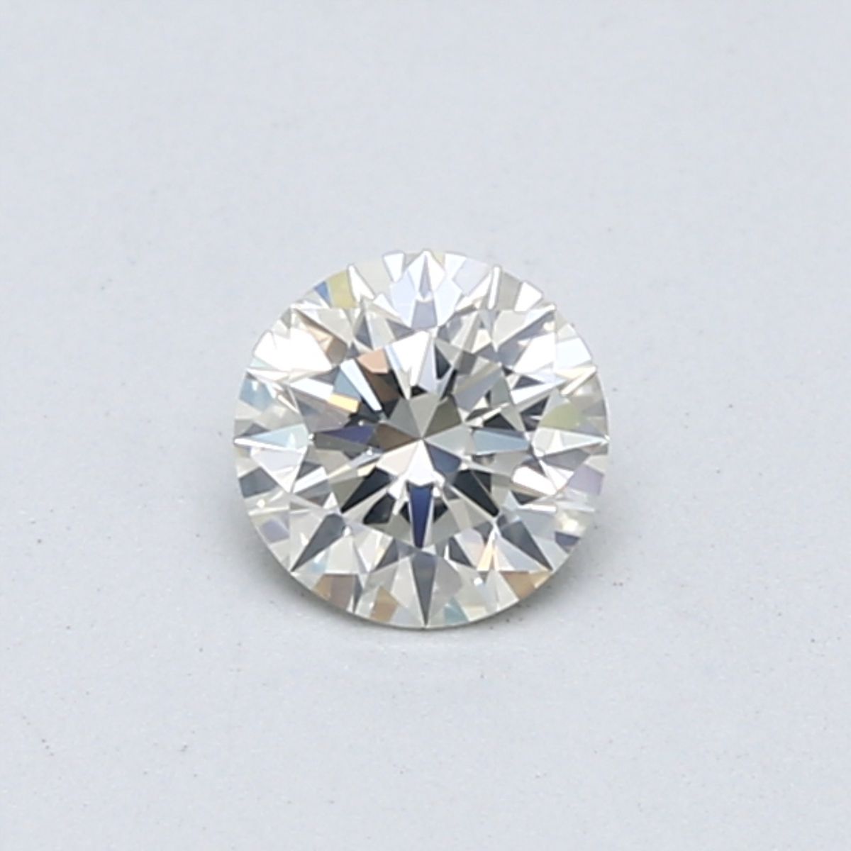 Prírodný diamant okrúhly...