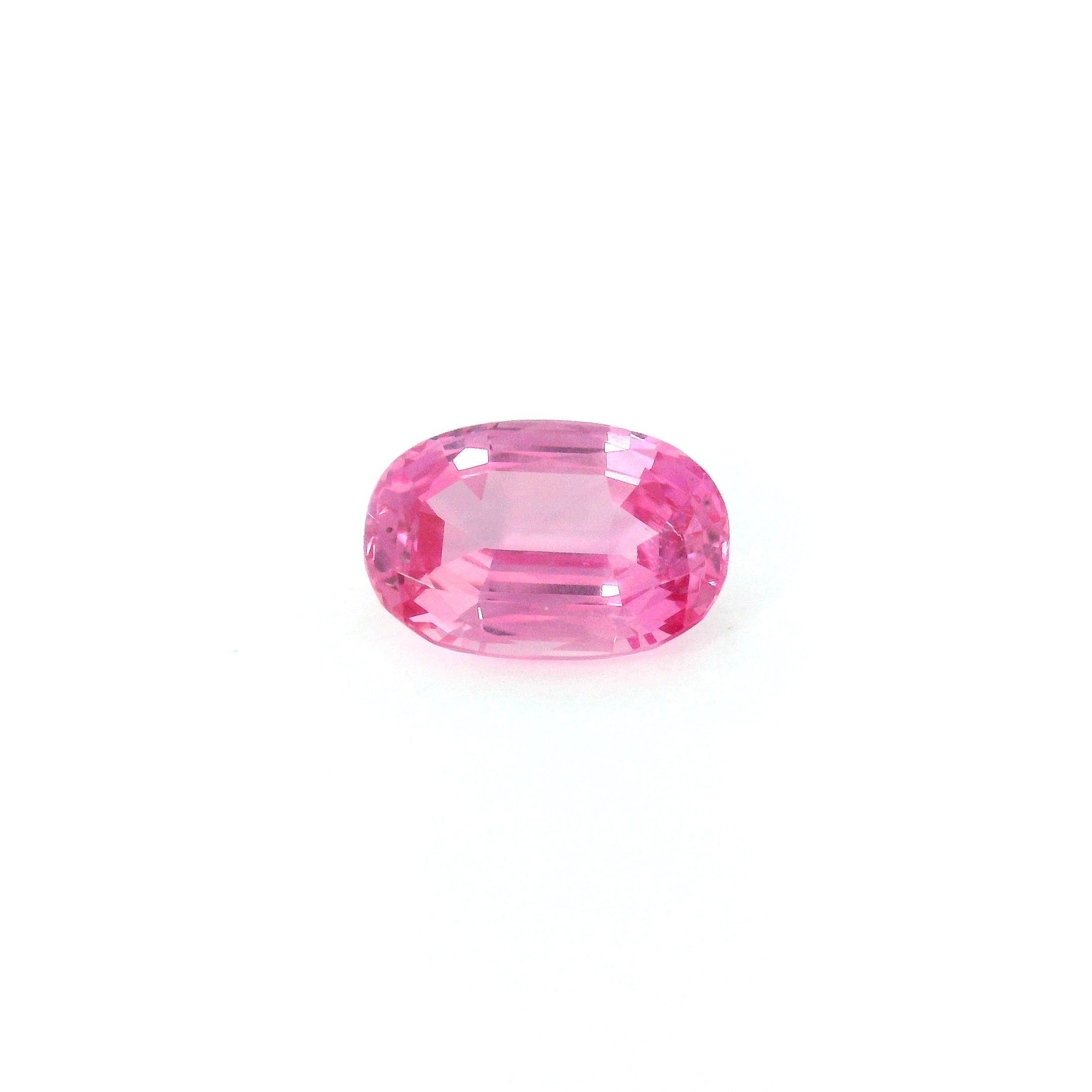 Szafir 1,69 ct, różowy, szlif owalny