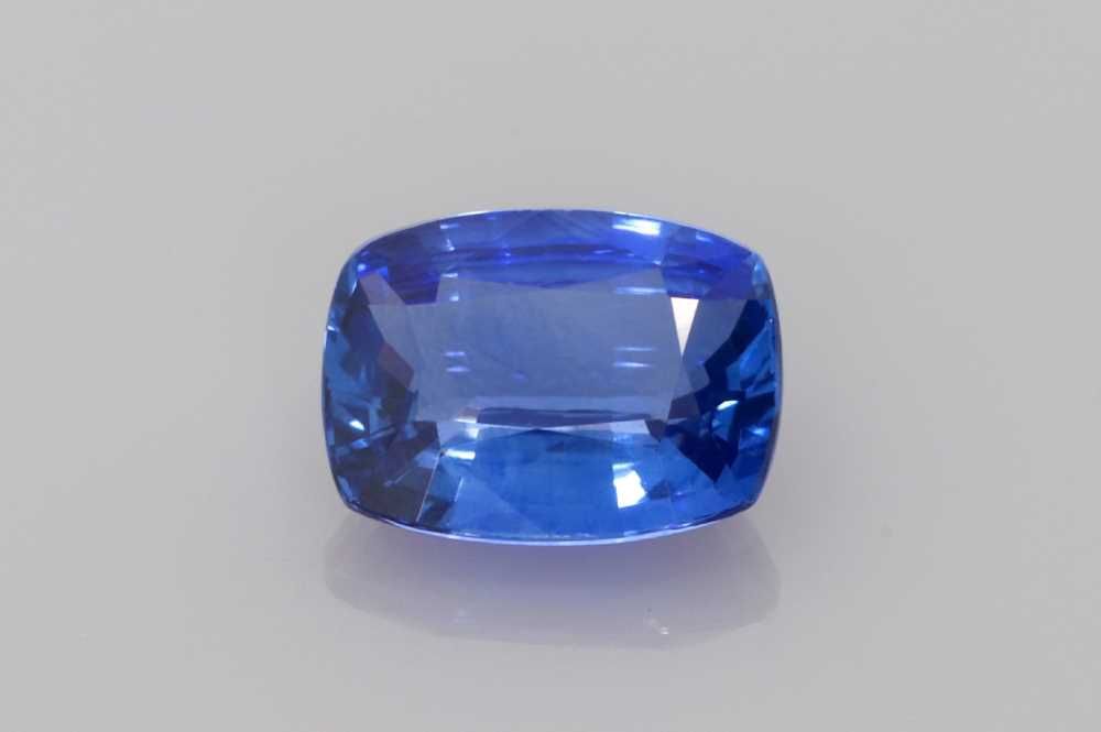 2.42 ct Sapphire