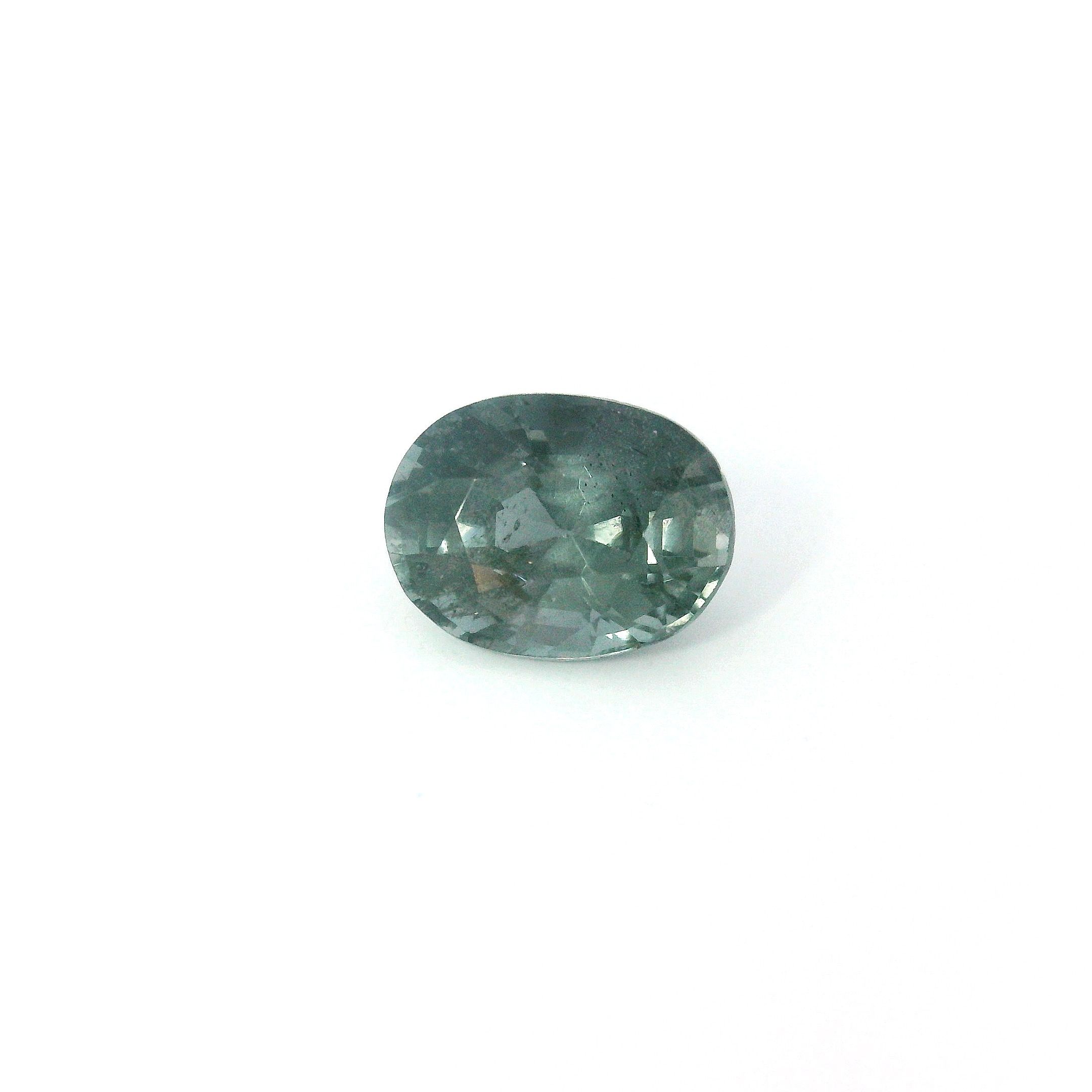 Spinel 1,66 ct, szary, szlif owalny