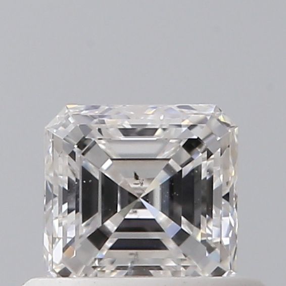 Prírodný diamant štvorcový...