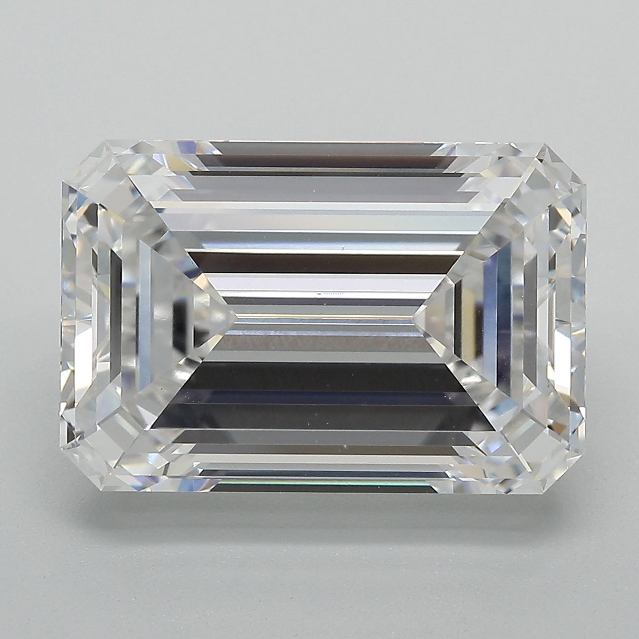 EMERALD 10.3ct E VVS2 – EX EX NON