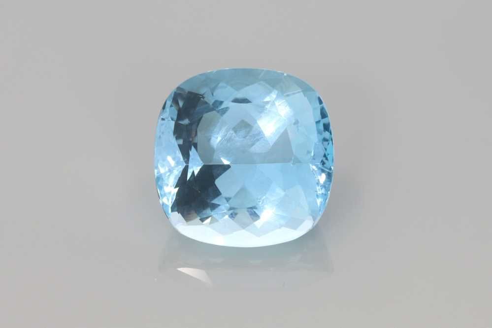 Akwamaryn 5,96 ct, niebieski, szlif cushion