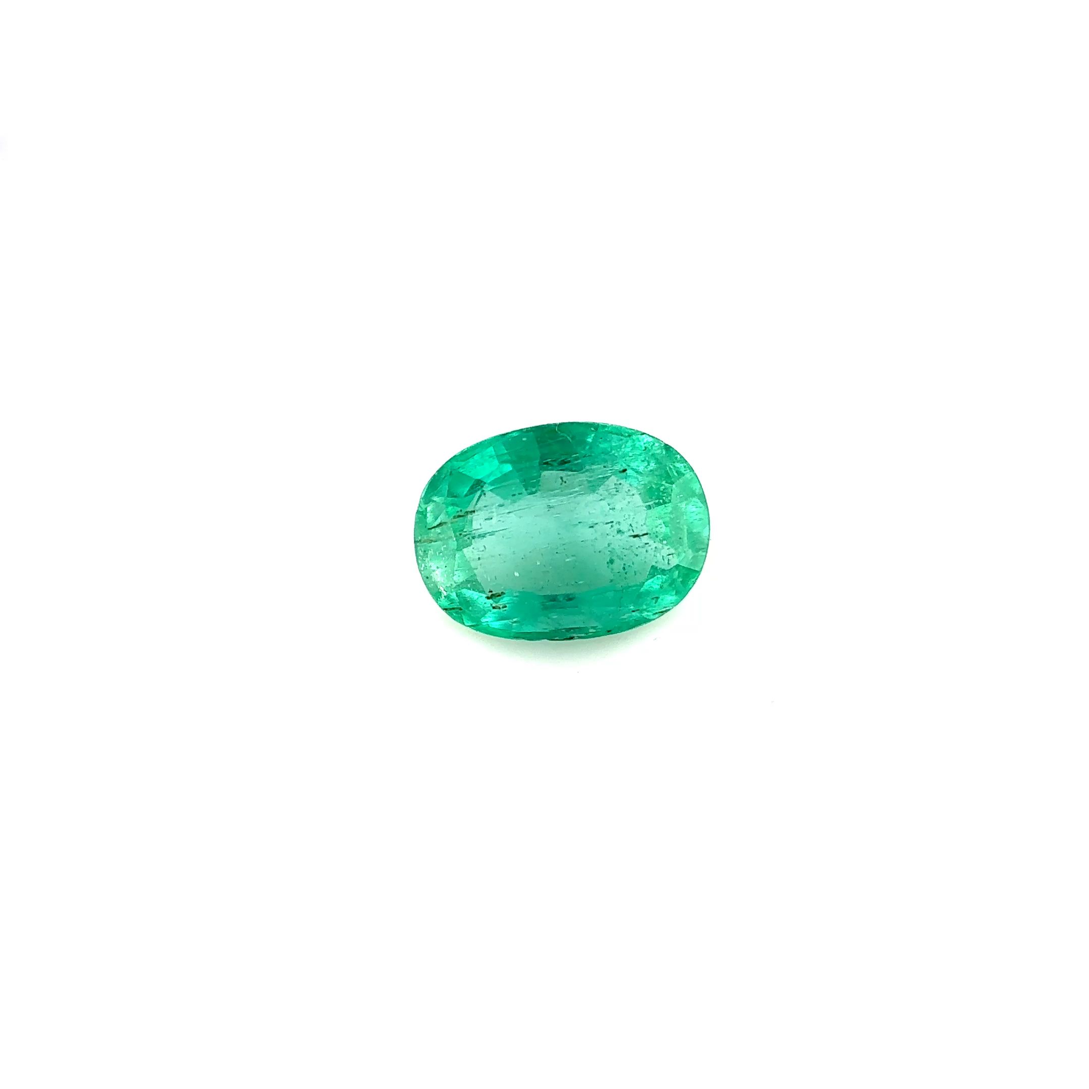 Szmaragd 1,24 ct, zielony, szlif owalny