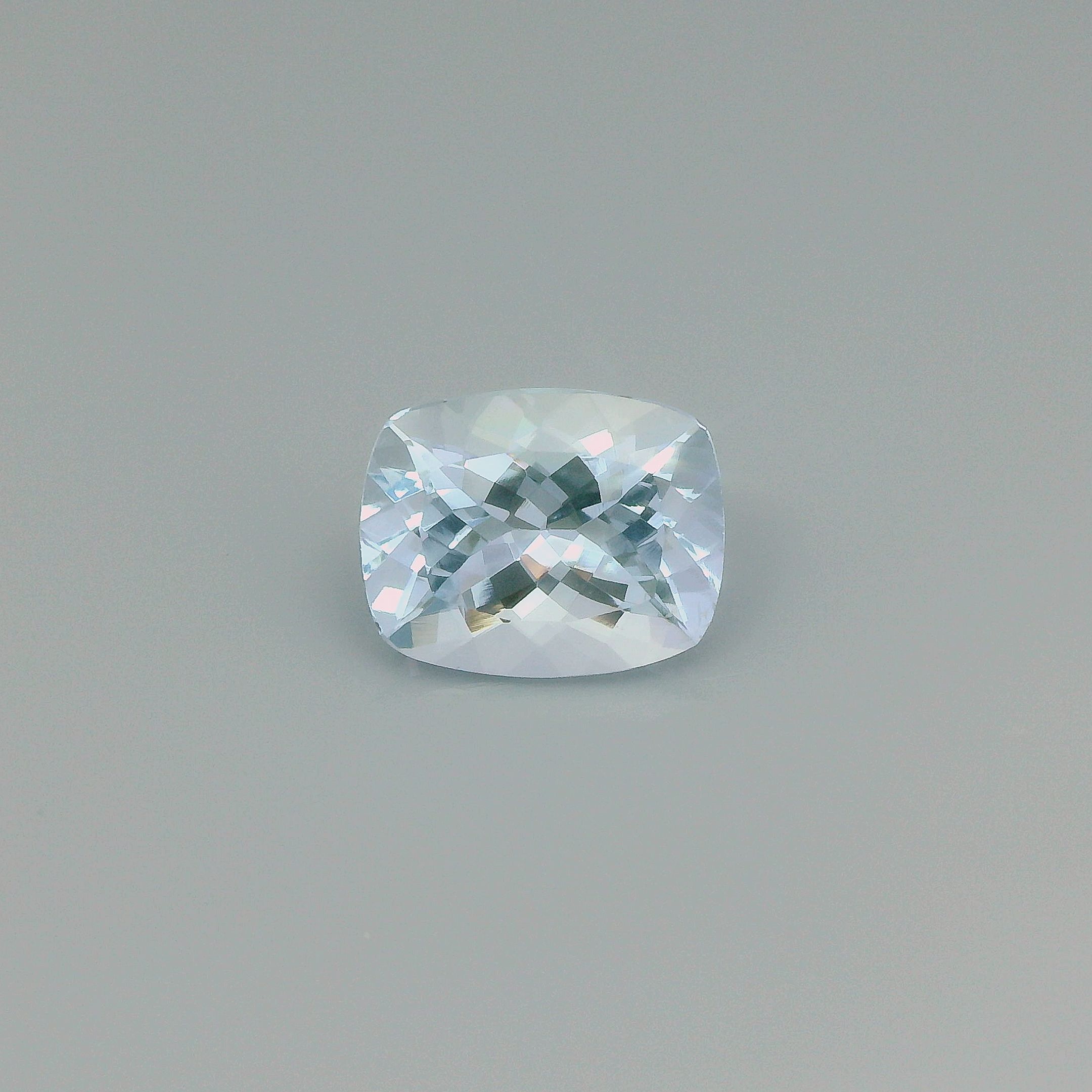 3.46 ct Cushion Aquamarine
