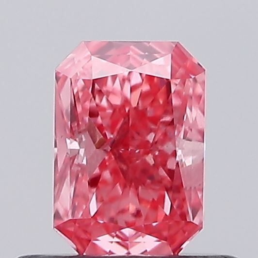 0.51 CT Fancy Vivid Pink RADIANT