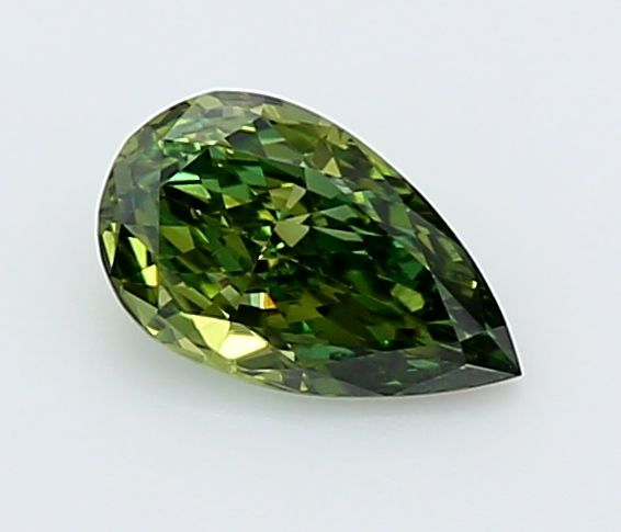 0.35 CT Fancy Vivid Green PEAR
