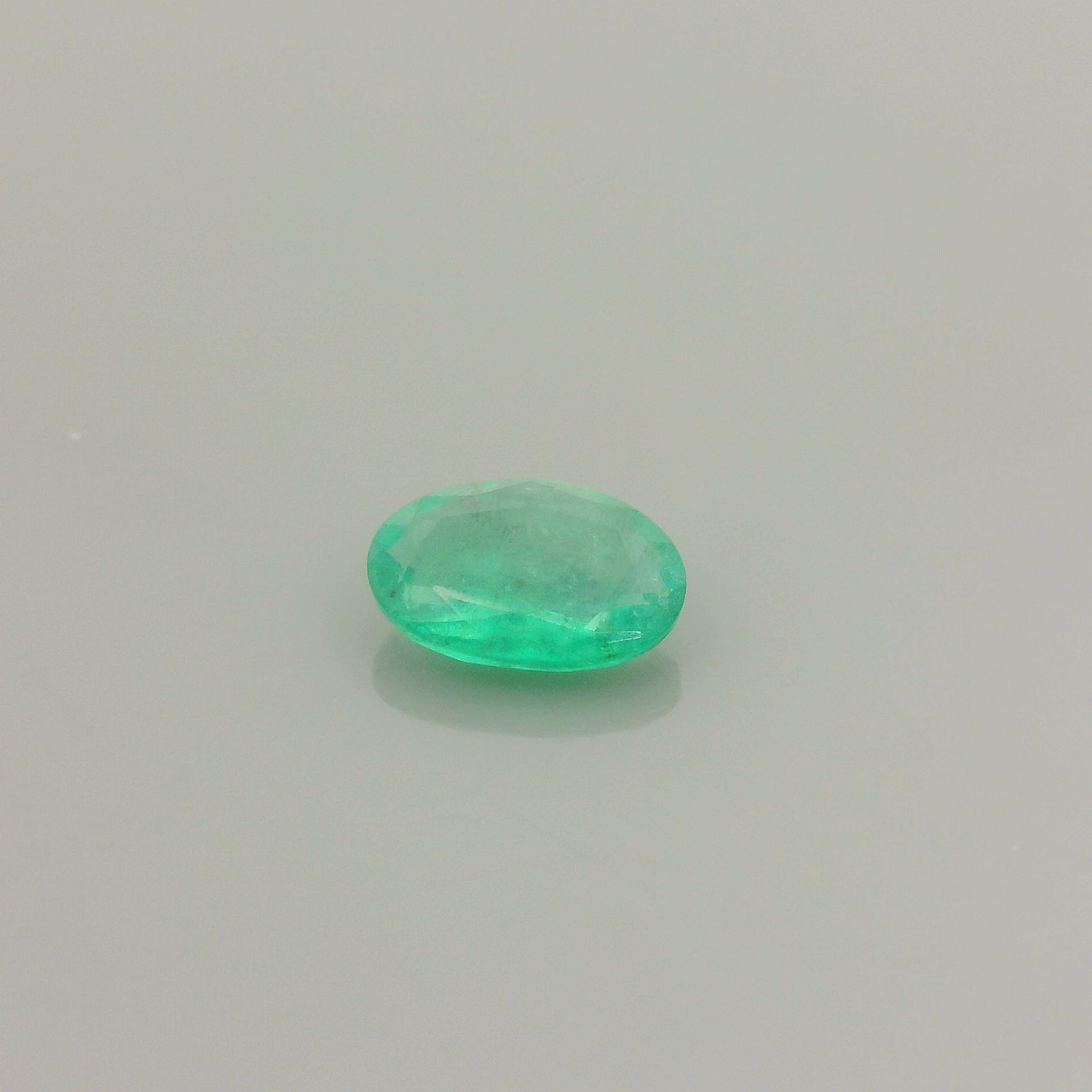 0.39 ct Emerald