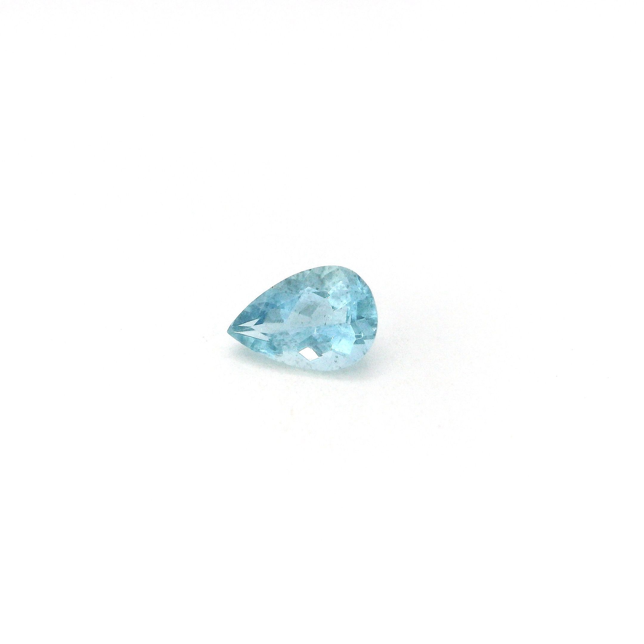 0.4 ct Pear aquamarine