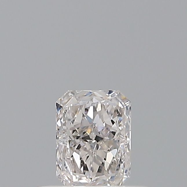 0.3-carat radiant diamond with null color, null cut, and VS2 clarity.