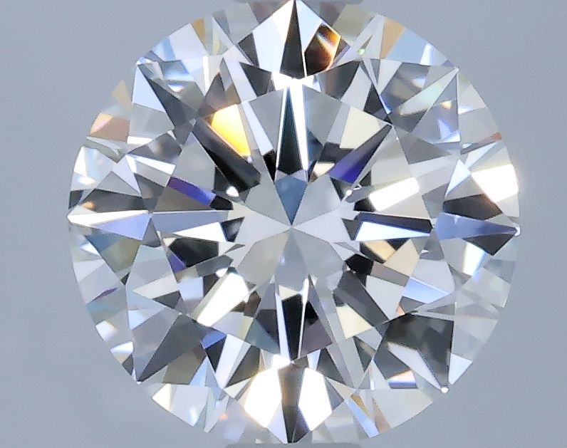 Prírodný diamant okrúhly...