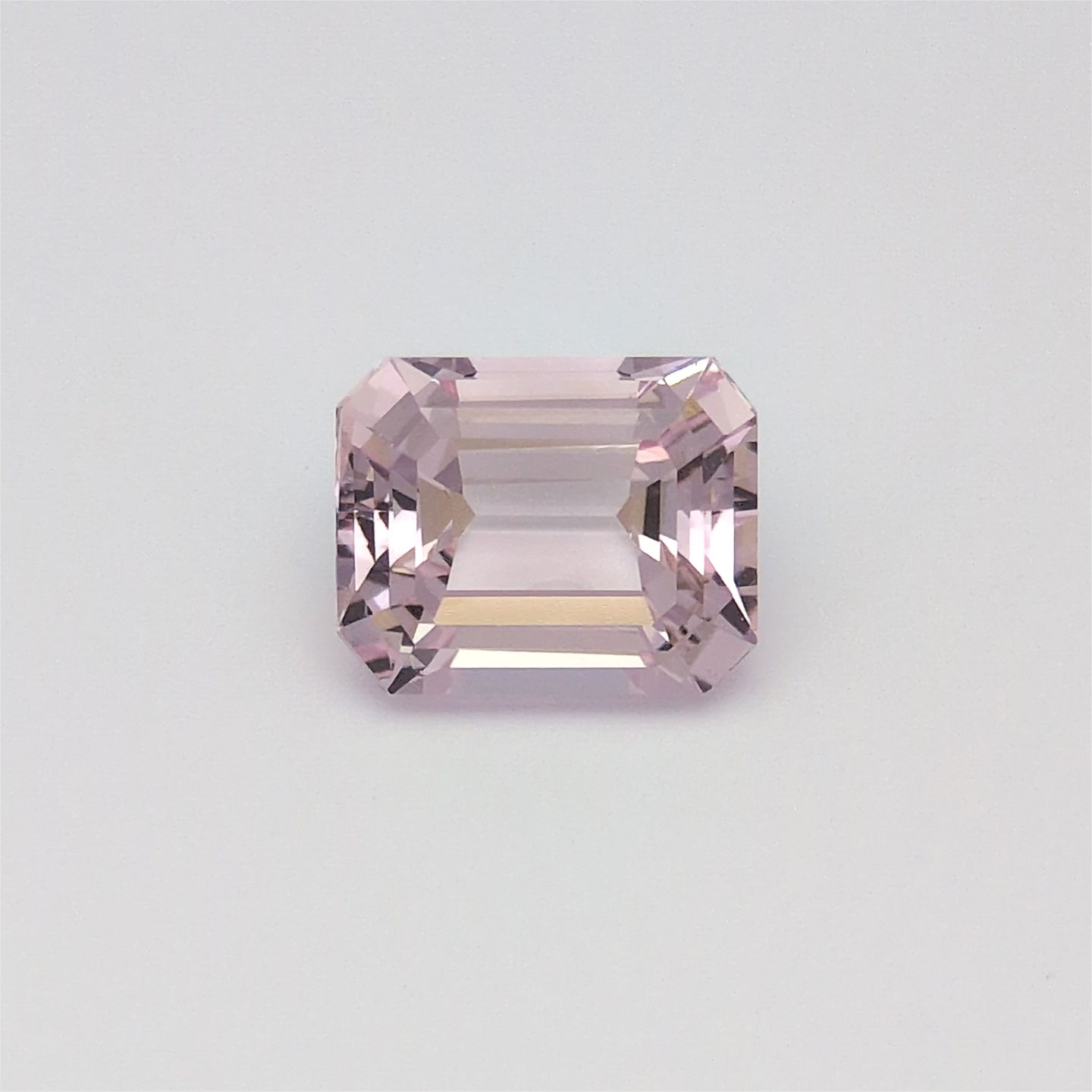 3.34 ct Octagonal Morganite