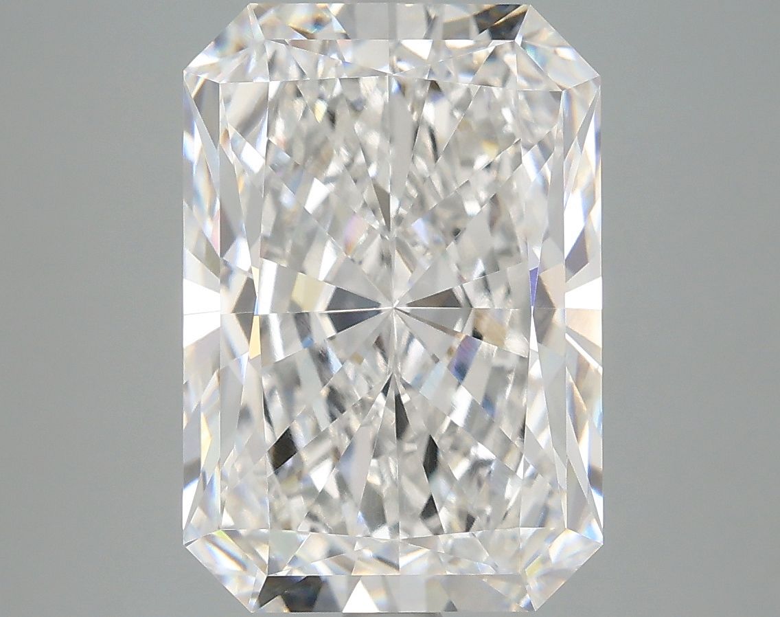 Diamant Radiant 6.06 ct - Couleur E - Pureté VS1