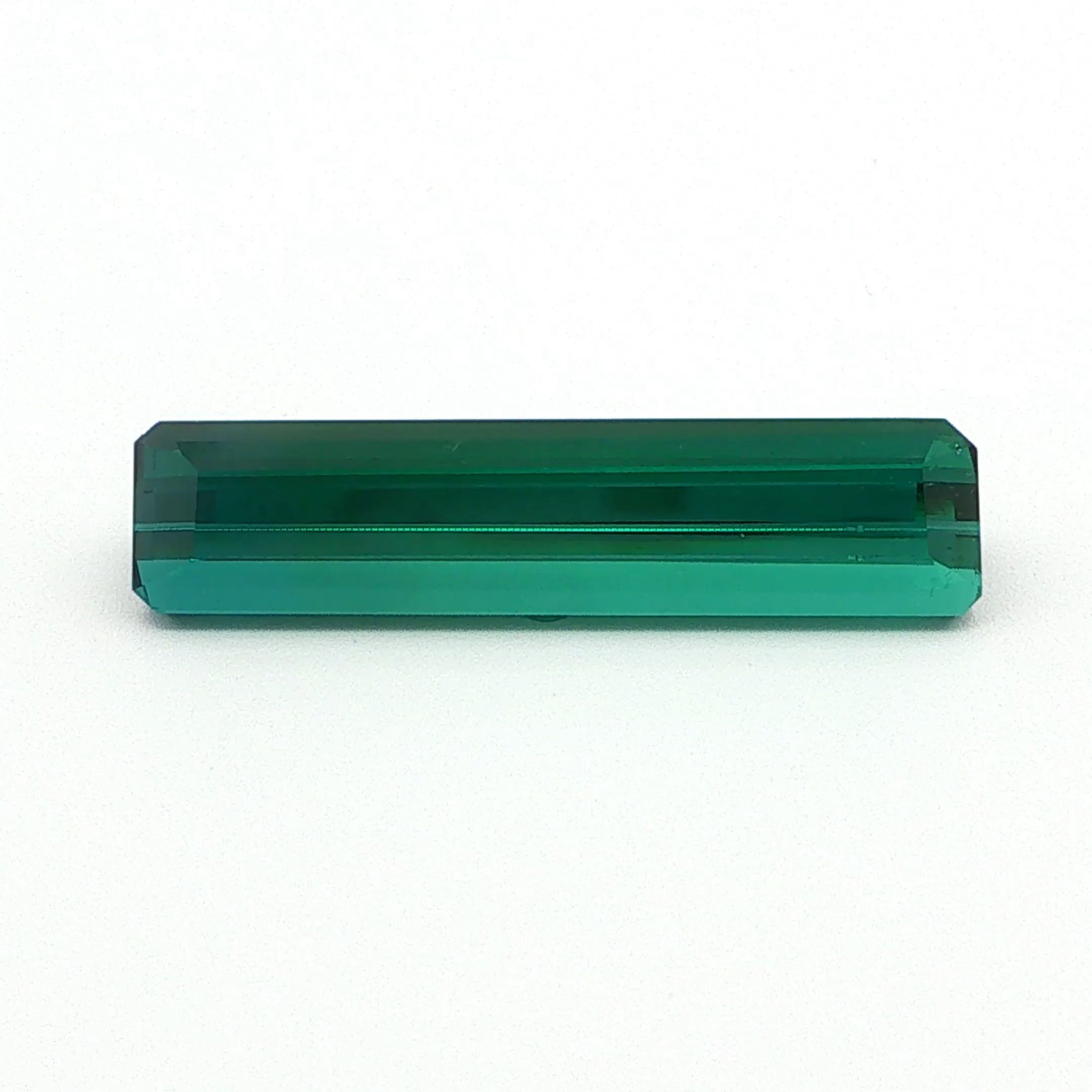 Turmalin 7,03 ct, zielony, szlif ośmiokątny