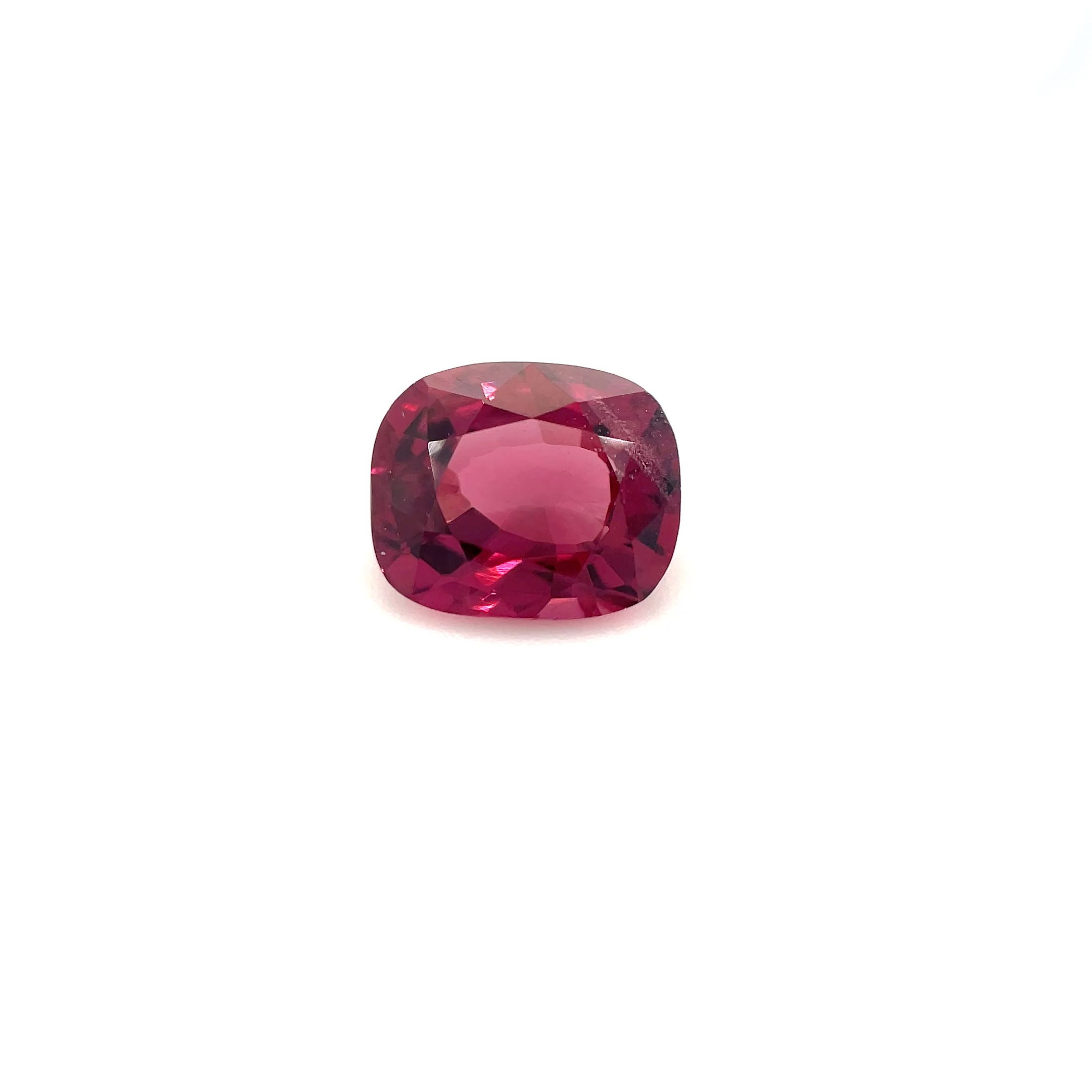 Spinel 1,45 ct, różowy, szlif cushion