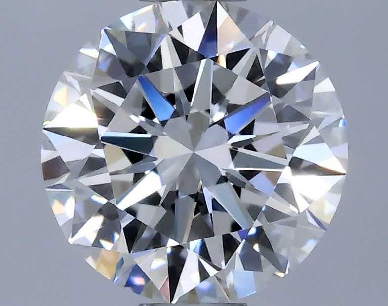 Prírodný diamant okrúhly...