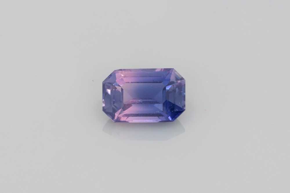 Szafir 1,08 ct, dwubarwny, szlif szmaragdowy