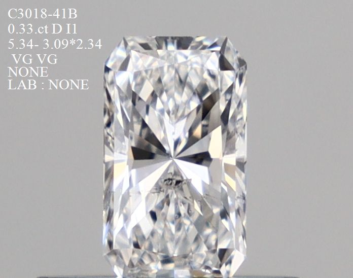 Prírodný diamant radiant,...