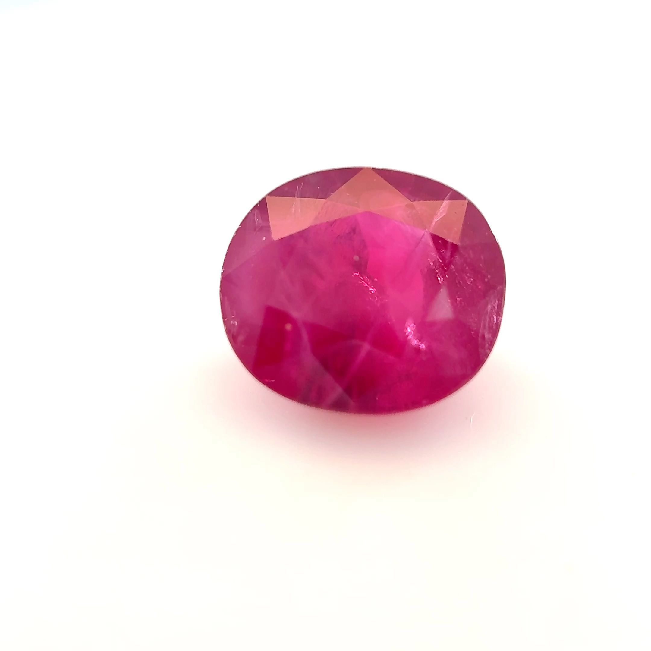 Rubin 2,12 ct, czerwony, szlif cushion
