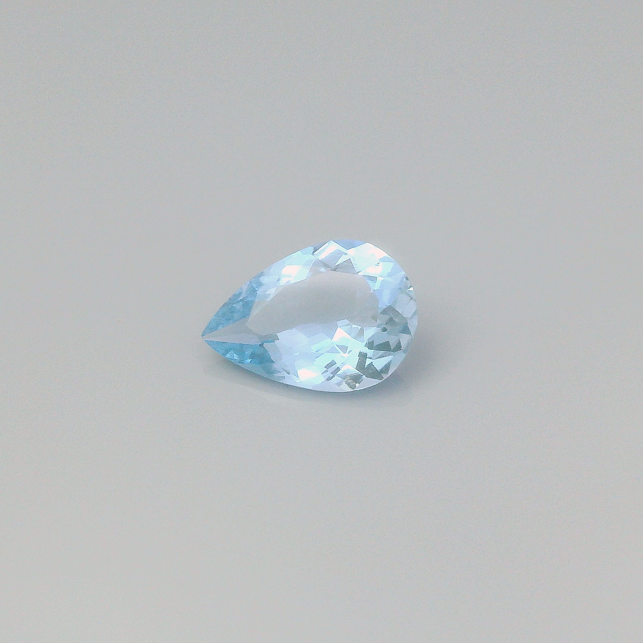 1.6 ct Pear Aquamarine