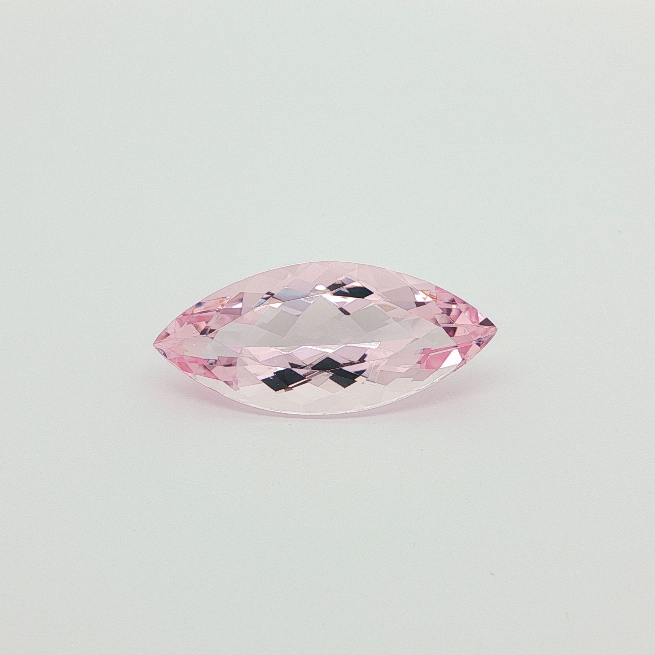 Morganit 13,34 ct, różowy, szlif markiza