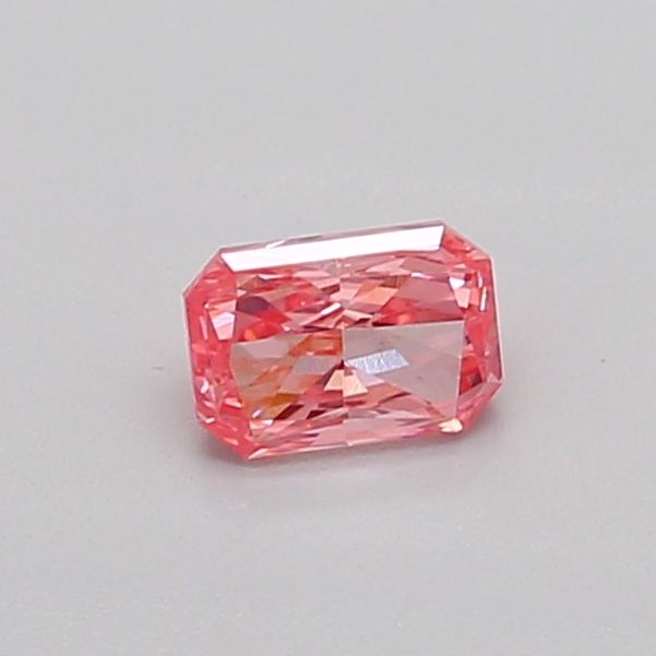 0.31 CT Fancy Intense Pink RADIANT