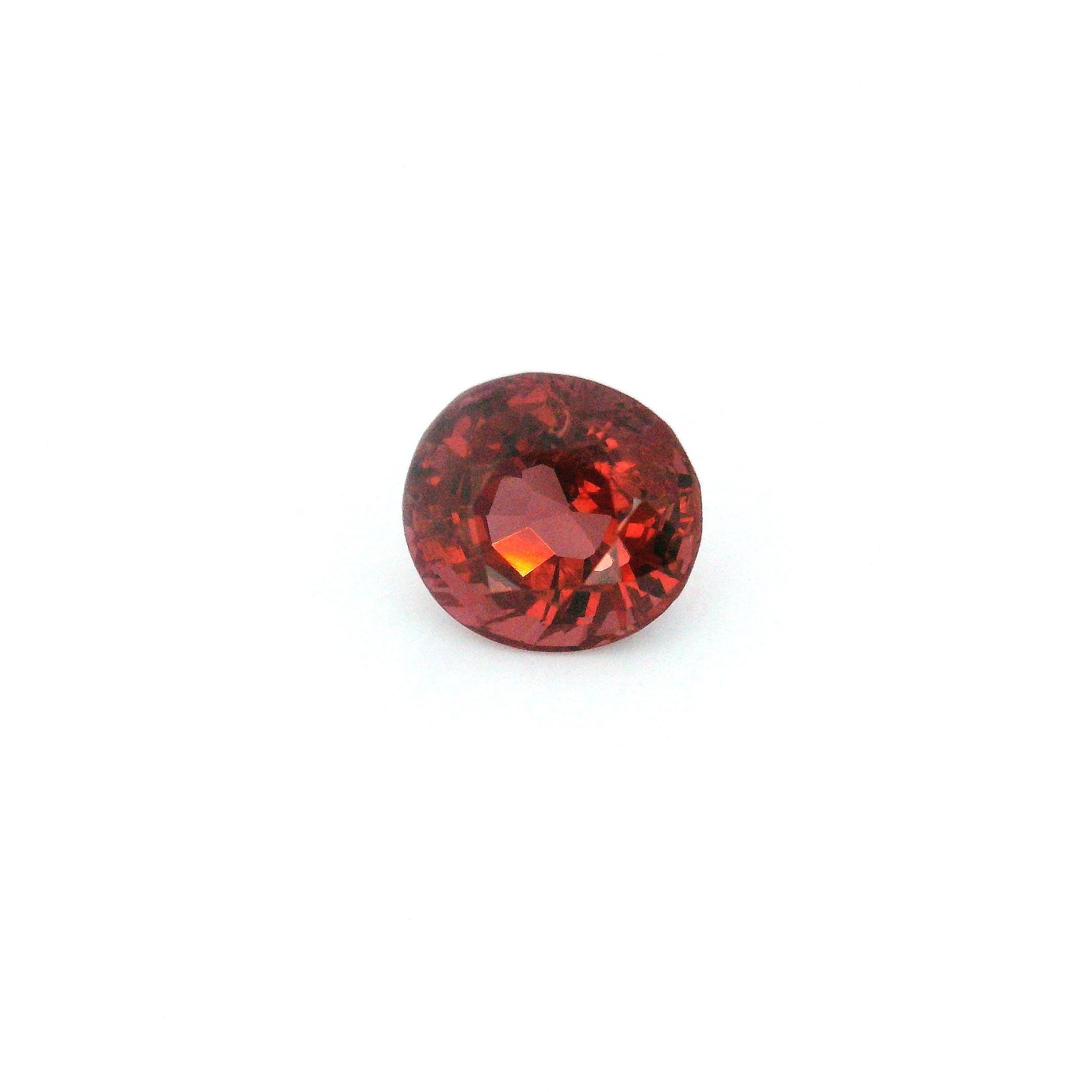 Spinel 1,57 ct, czerwony, szlif owalny