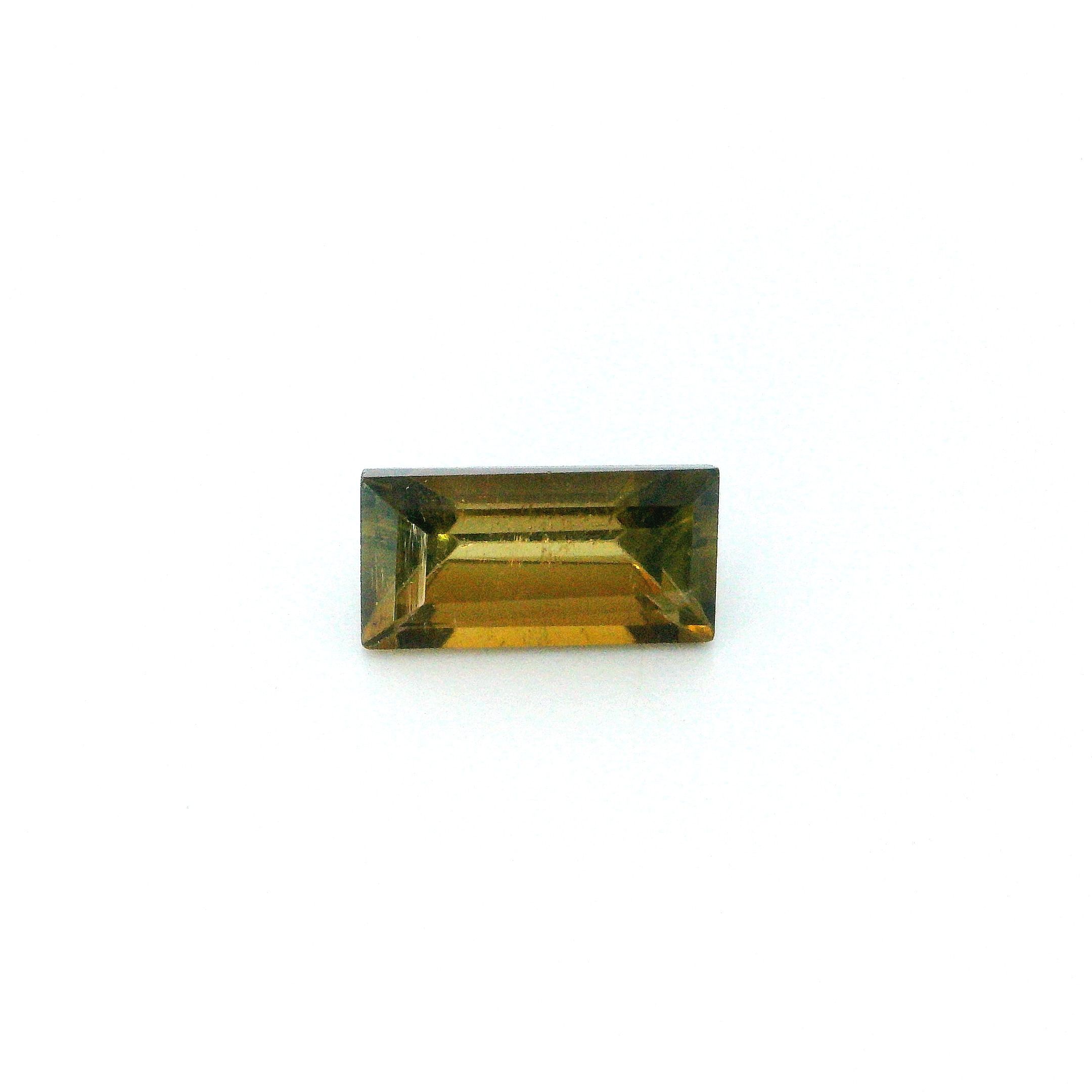 Turmalin 1,35 ct, brązowy, szlif prostokątny
