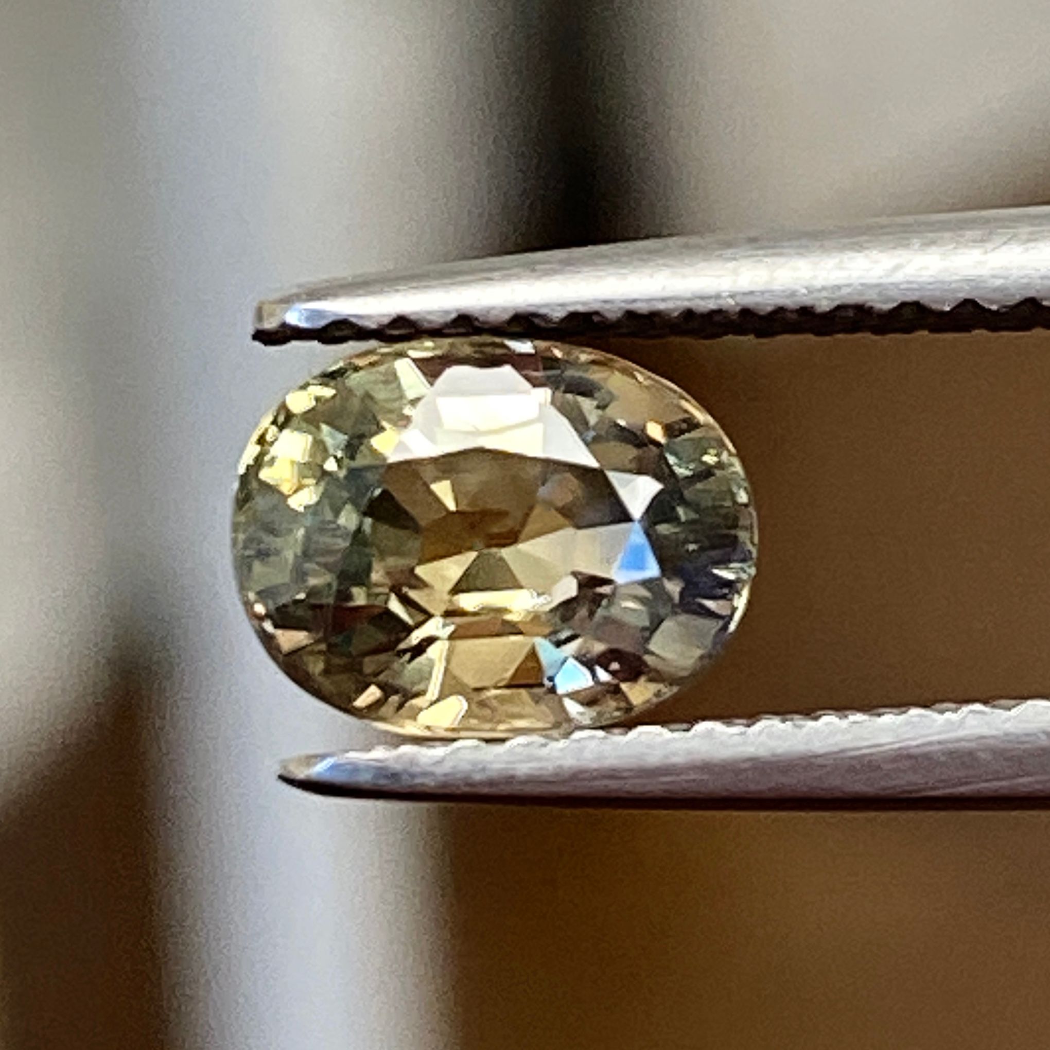 SAPPHIRE FACETED 1.84ct YELLOW Yellow EC MADAGASCAR NONE