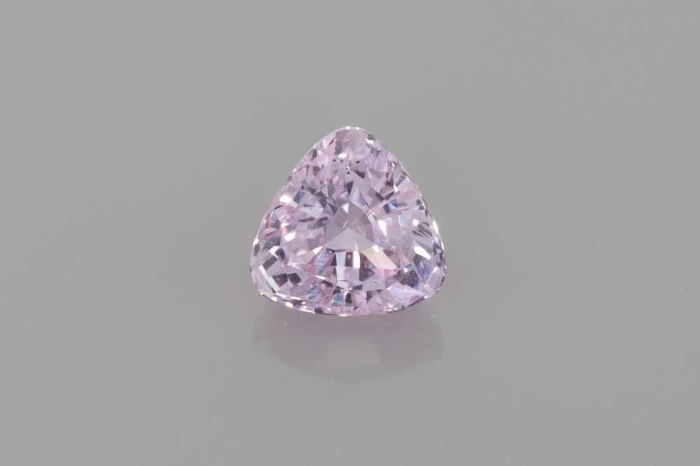 SAPPHIRE FACETED 1.56ct PINK Very Light PINK SI MADAGASCAR NONE