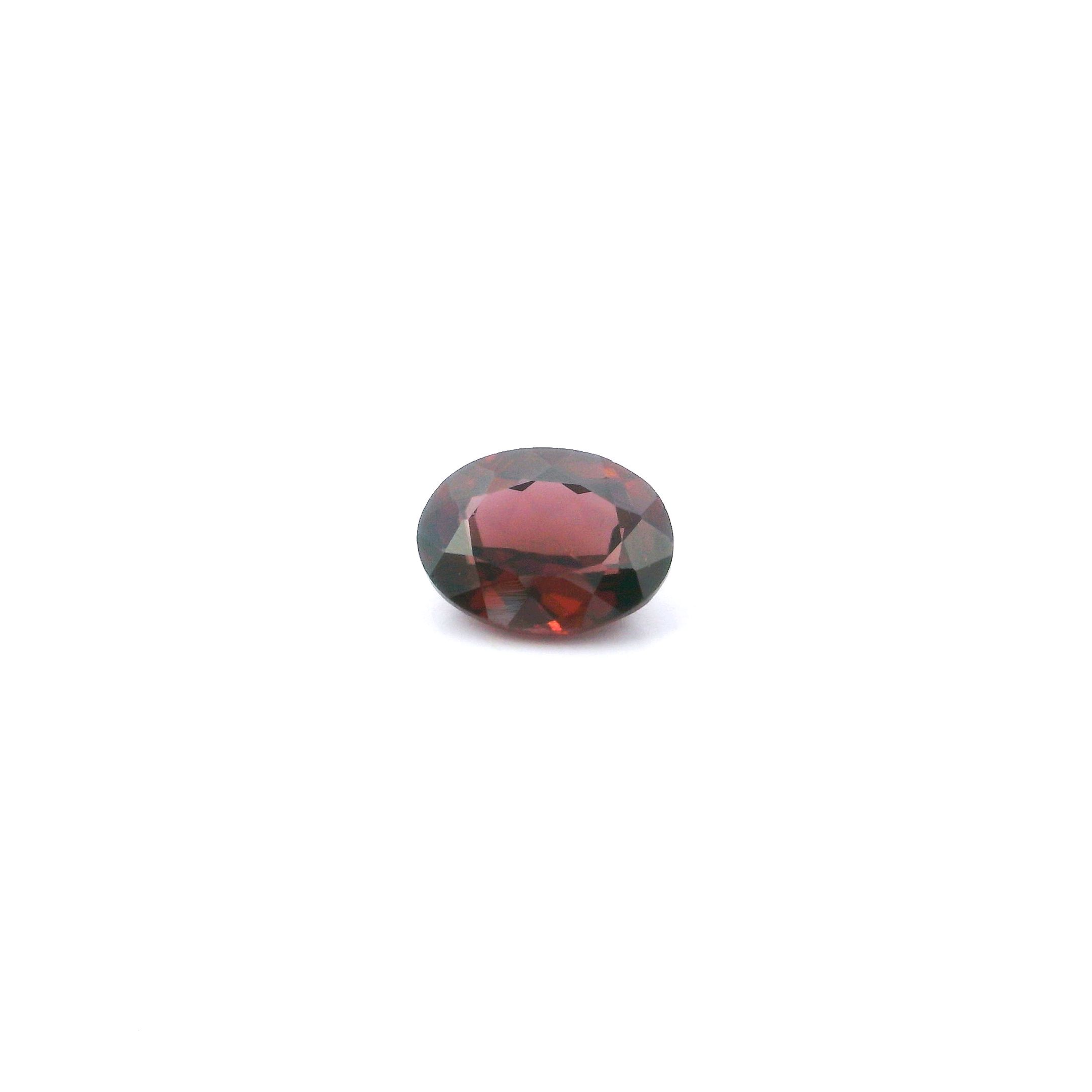 Cyrkon 2,69 ct, brązowy, szlif owalny