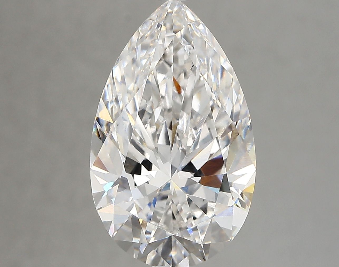 Diamant Poire 4.54 ct - Couleur E - Pureté VS1