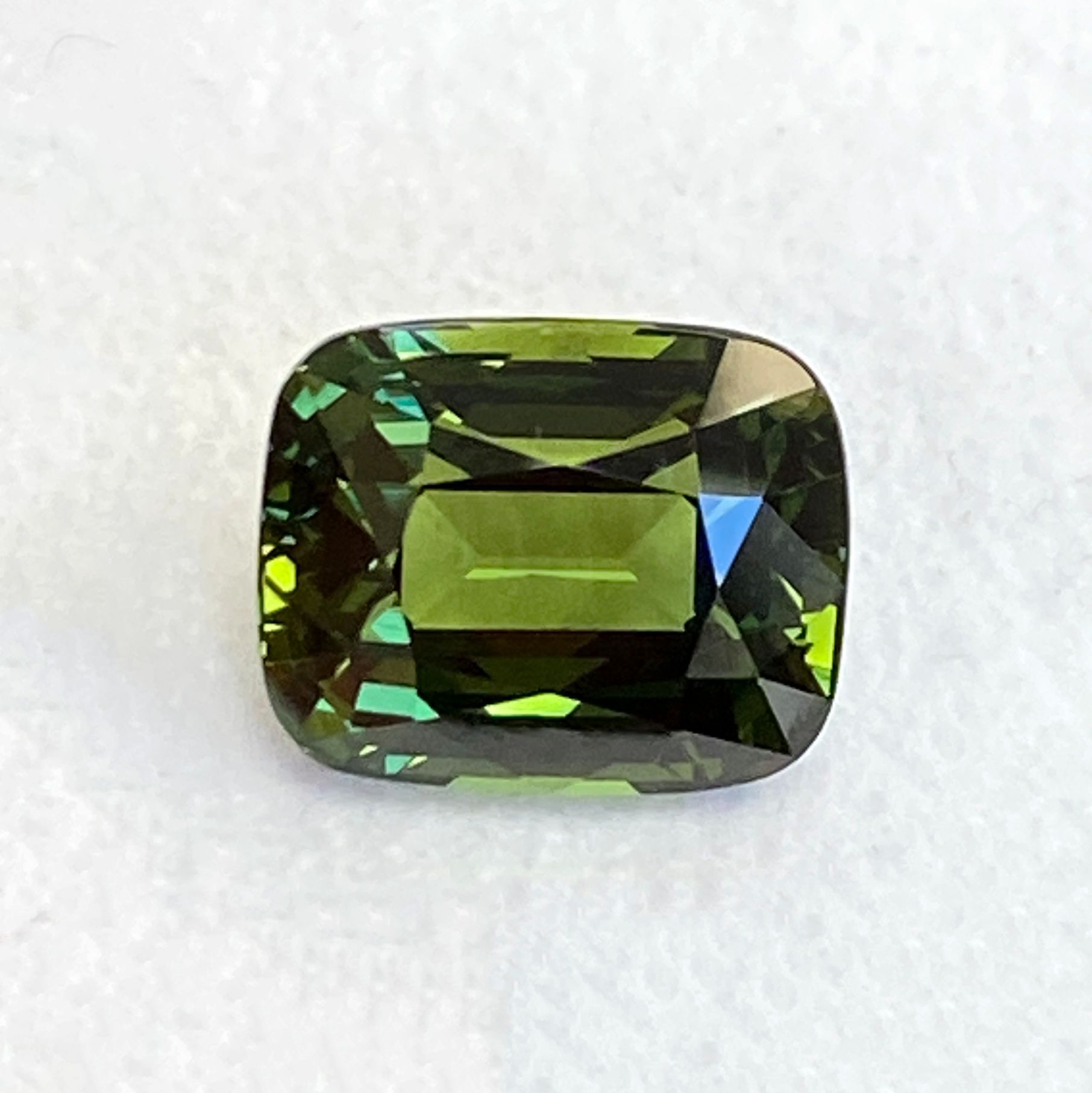 SAPPHIRE FACETED 6.08ct GREEN Green EC MADAGASCAR HEATED