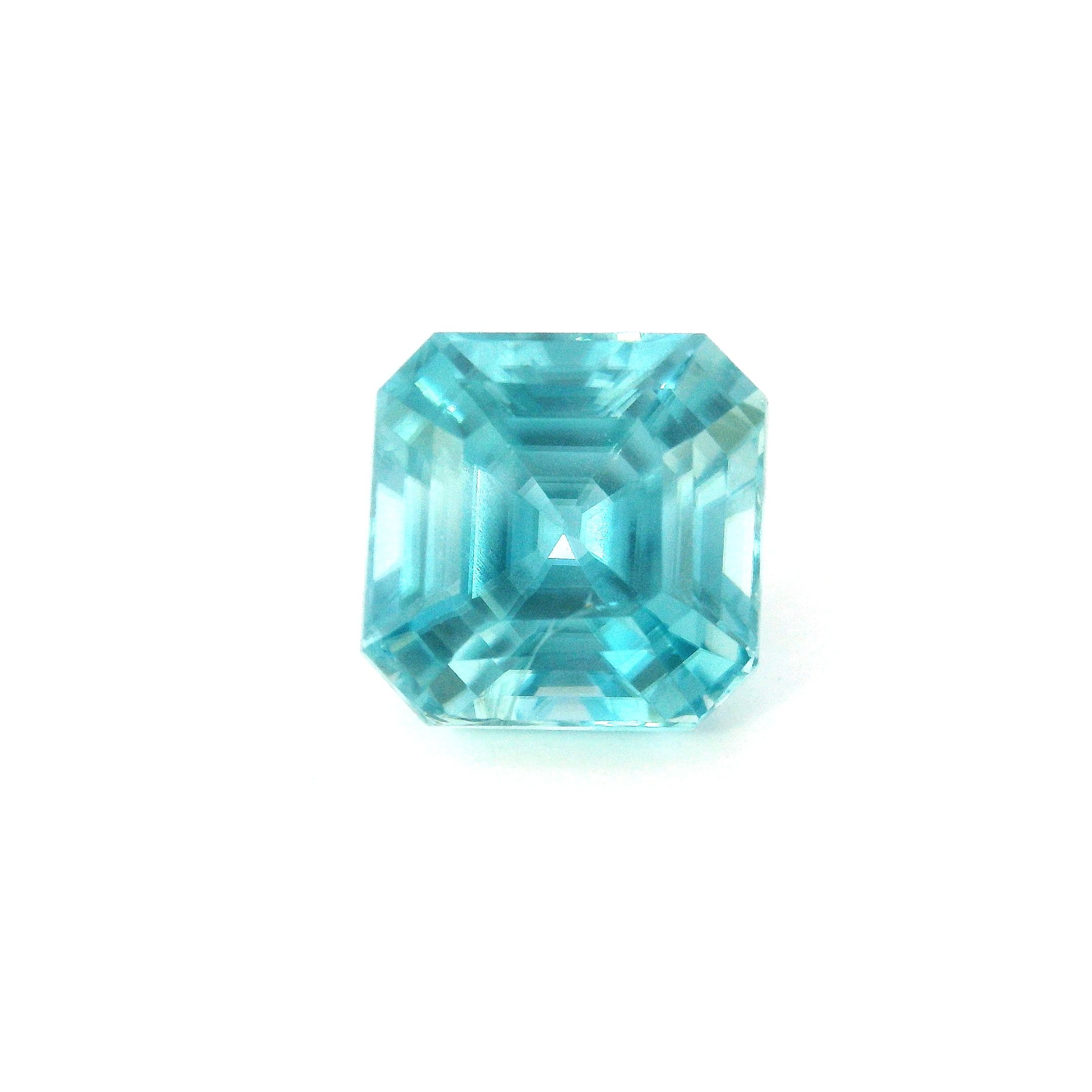 Cyrkon 6,17 ct, niebieski, szlif ośmiokątny